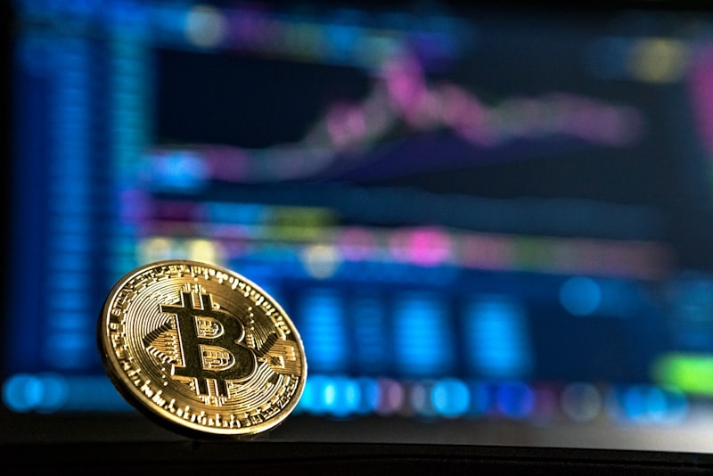 Market makers eye Bitcoin volatility as ETF flows shift